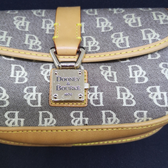 Rooney & Bourke pouch bag - Picture 2 of 5